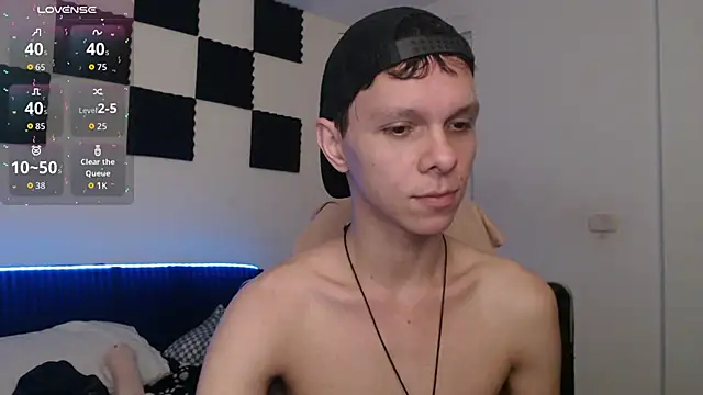 Snapshot of bryamado69 chatting on November 2025 10:28:02 AM bryamado69 online show from November 2025 10:28:02 AM