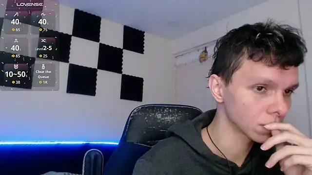 Snapshot of bryamado69 chatting on November 2025 10:40:02 AM bryamado69 online show from November 2025 10:40:02 AM