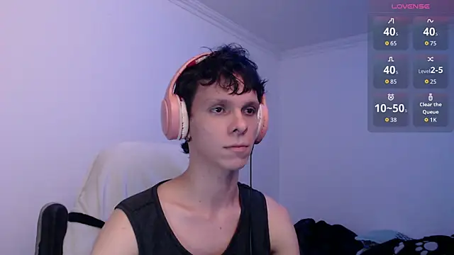 bryamado69 online show from April 2026 03:42:02 AM