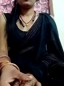 Snapshot of annaya_sweet chatting on December 2024 04:28:02 PM annaya sweet online show from December 2024 04:28:02 PM