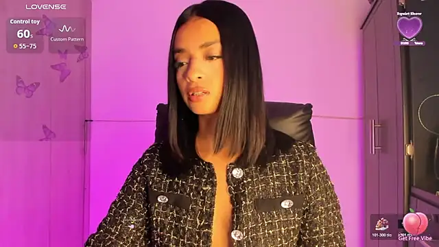 Laura fernandezII online show from April 2026 07:06:01 PM