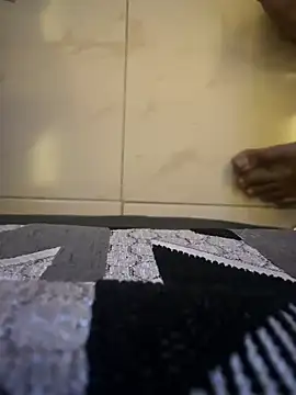 sohamsharma1019 online show from January 2025 06:35:01 PM