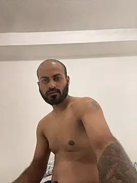 Snapshot of islandvybee55 chatting on January 2025 06:49:01 PM islandvybee55 online show from January 2025 06:49:01 PM