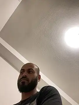 Snapshot of islandvybee55 chatting on March 2025 12:00:01 AM islandvybee55 online show from March 2025 12:00:01 AM