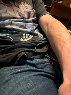 Snapshot of ridingbud chatting on October 2025 06:56:01 PM ridingbud online show from October 2025 06:56:01 PM