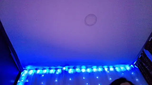 ivonjoness online show from May 2026 03:04:02 AM
