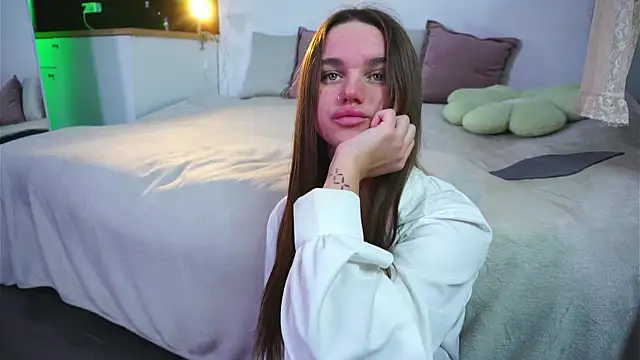 Snapshot of aesthetics__tease chatting on December 2024 07:54:02 AM aesthetics tease online show from December 2024 07:54:02 AM