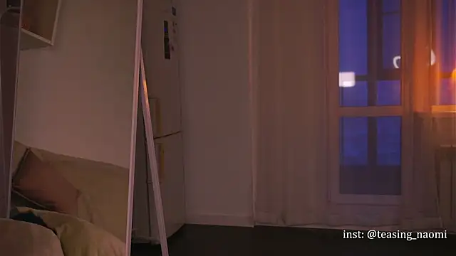Snapshot of aesthetics__tease chatting on February 2025 02:06:02 AM aesthetics tease online show from February 2025 02:06:02 AM