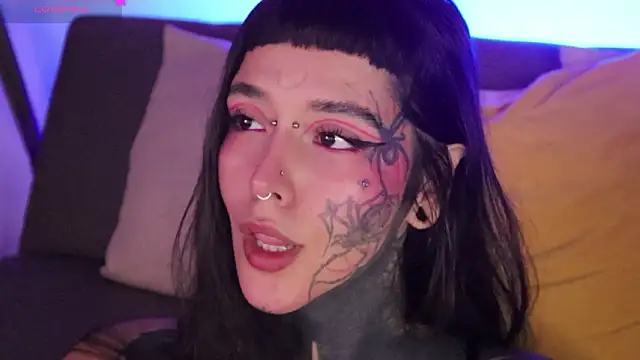 Snapshot of FairyFlexxxx chatting on February 2026 11:47:02 PM FairyFlexxxx online show from February 2026 11:47:02 PM