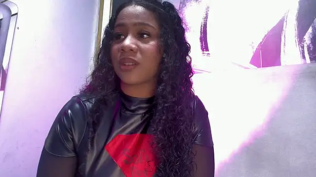 Sofi Fox  online show from April 2026 04:04:01 AM