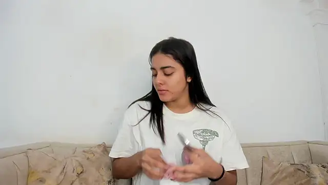 natalia aguirre1 online show from October 2025 12:18:02 PM