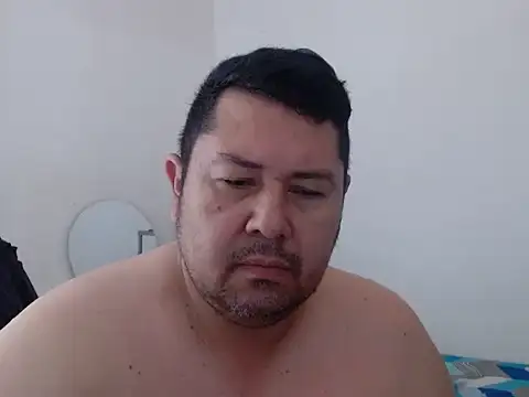Elgatoloco11 online show from May 2026 05:56:01 PM