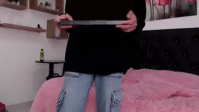 abigail f00x online show from March 2025 12:27:02 PM