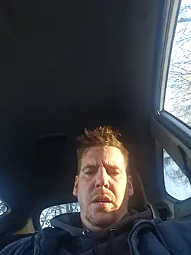 Titanhoott online show from November 2025 08:57:02 AM