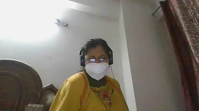 cutiecatty21 online show from December 2024 04:42:01 PM