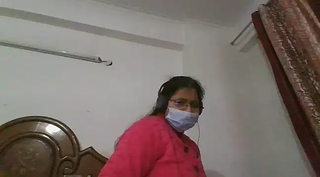 cutiecatty21 online show from March 2025 03:24:02 PM