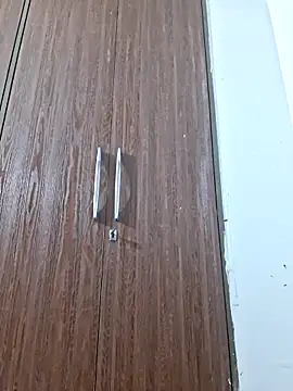 cutiecatty21 online show from April 2026 02:45:01 PM