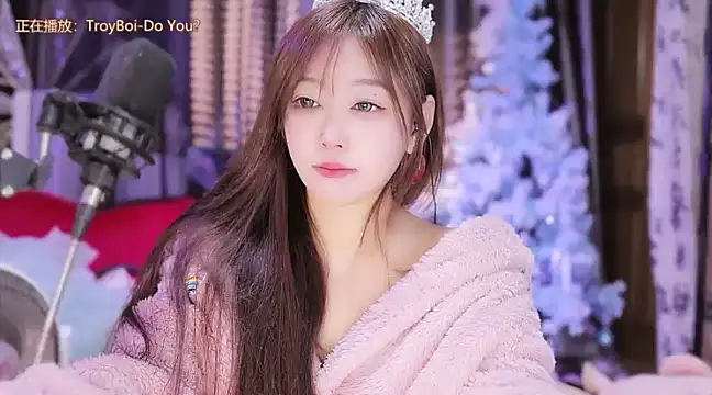 Snapshot of Missy_Nana21 chatting on January 2025 04:32:02 PM Missy Nana21 online show from January 2025 04:32:02 PM