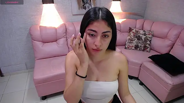 Alaya cute online show from October 2025 10:34:02 PM