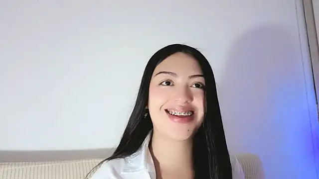 Snapshot of Sweet-Sophiee chatting on July 2026 01:08:01 AM Sweet-Sophiee online show from July 2026 01:08:01 AM