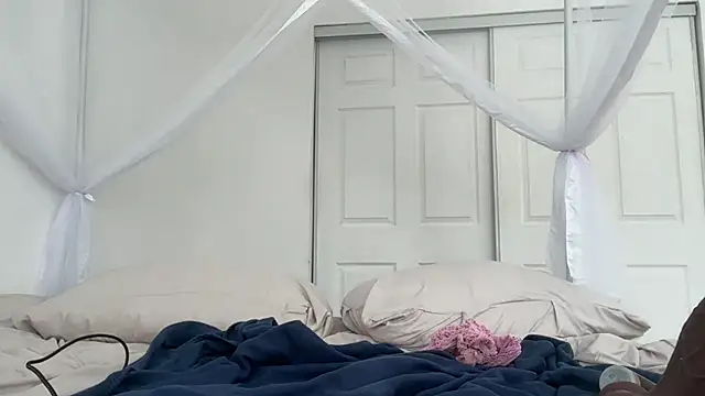 shandiloveslemonss online show from December 2025 02:47:02 PM