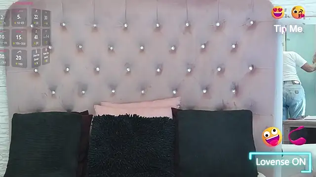 Snapshot of KikiSweet08 chatting on September 2025 04:16:02 AM KikiSweet08 online show from September 2025 04:16:02 AM