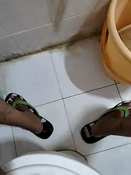 shortdickyboy online show from February 2026 07:08:02 PM