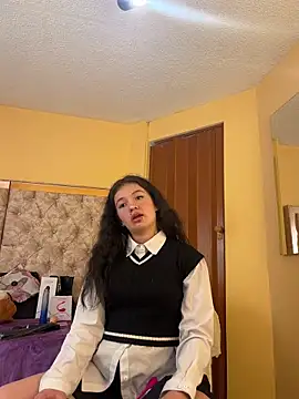 lilimini032 online show from November 2025 07:59:02 PM