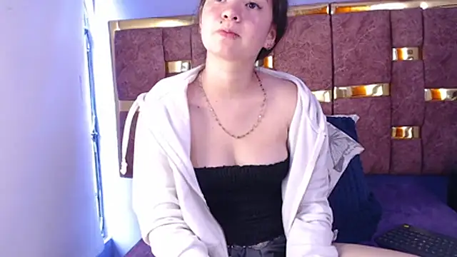 lilimini032 online show from March 2026 07:06:02 PM