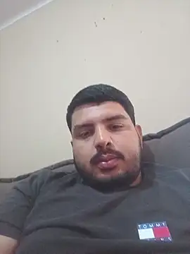 Gato Negro online show from May 2026 02:46:02 PM