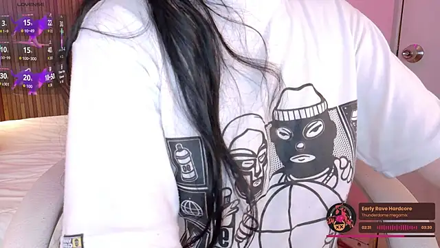 Lucy Smith2 online show from December 2025 04:29:02 AM