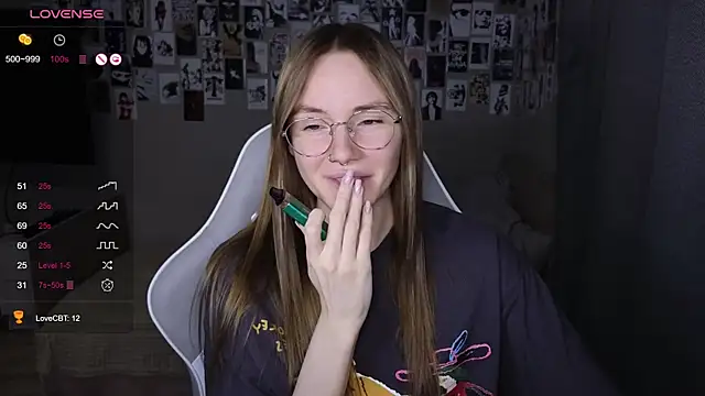 littlevildevil online show from April 2026 11:13:02 AM