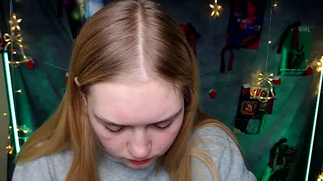 MademoiselleCl online show from January 2026 01:04:01 PM