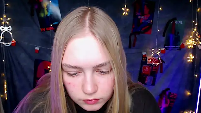 MademoiselleCl online show from January 2026 01:15:01 PM