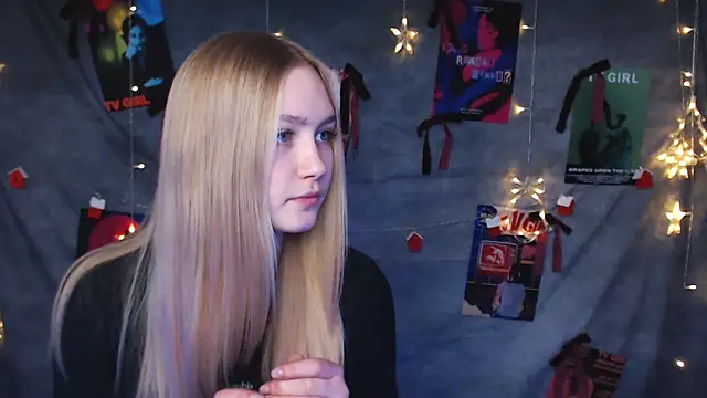 MademoiselleCl online show from February 2026 01:21:02 PM