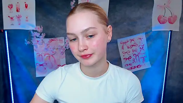 MademoiselleCl online show from March 2026 01:18:02 PM