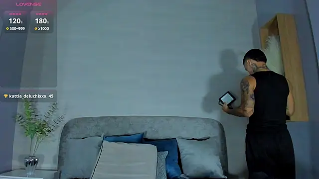 Snapshot of Ian_Castillo_ chatting on July 2026 11:16:02 AM Ian Castillo online show from July 2026 11:16:02 AM