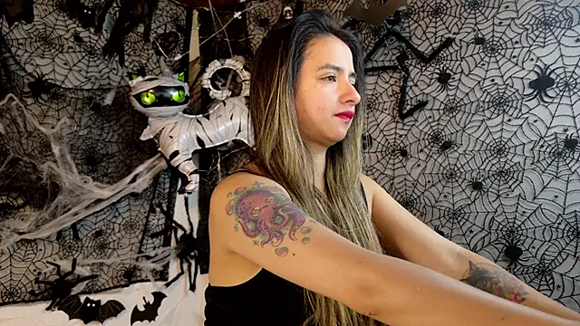 julietta   jackson online show from October 2025 09:48:02 PM