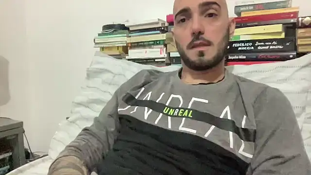 alessandromori91 online show from March 2026 08:49:01 PM