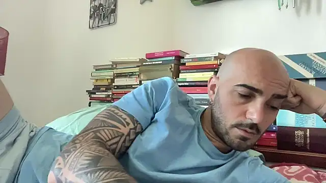 Snapshot of alessandromori91 chatting on April 2026 07:45:01 AM alessandromori91 online show from April 2026 07:45:01 AM