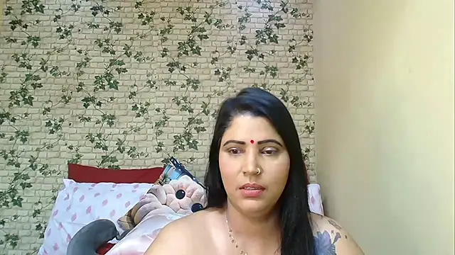 Snapshot of XIndianintimacy chatting on April 2026 07:26:01 PM XIndianintimacy online show from April 2026 07:26:01 PM
