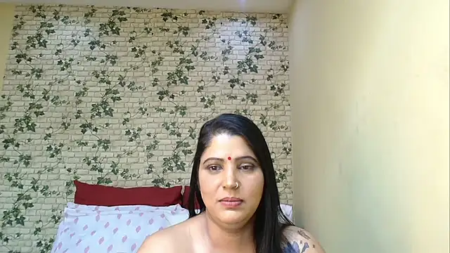 Snapshot of XIndianintimacy chatting on June 2026 01:49:01 AM XIndianintimacy online show from June 2026 01:49:01 AM