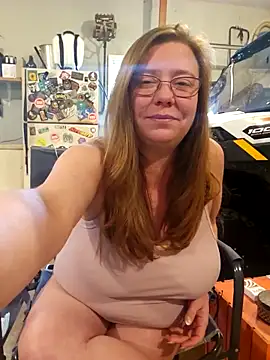 MsShelby40 online show from October 2025 08:47:01 PM