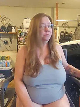 MsShelby40 online show from July 2026 10:18:02 PM