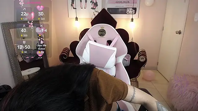 Snapshot of Violetta_Suky chatting on November 2025 02:32:01 PM Violetta Suky online show from November 2025 02:32:01 PM