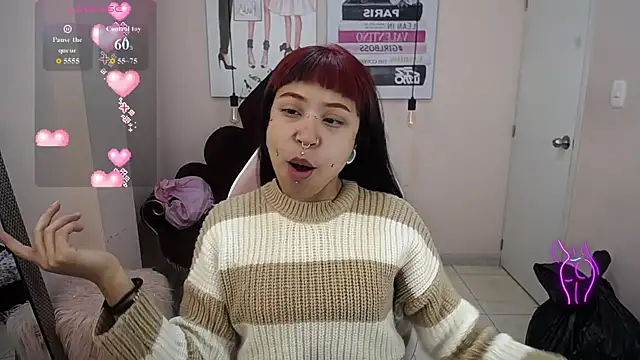 Snapshot of Violetta_Suky chatting on November 2025 01:11:01 PM Violetta Suky online show from November 2025 01:11:01 PM