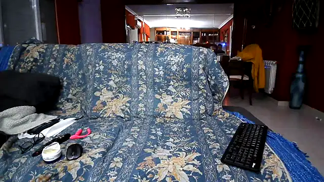 maduroguapo online show from December 2025 10:27:02 PM