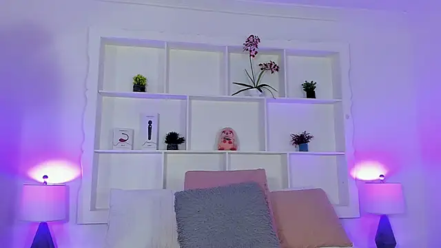 Jenifer Diaz online show from March 2026 02:11:02 PM