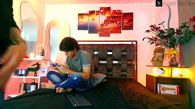 Snapshot of Alex_and_Fabian chatting on December 2024 09:41:02 PM Alex and Fabian online show from December 2024 09:41:02 PM