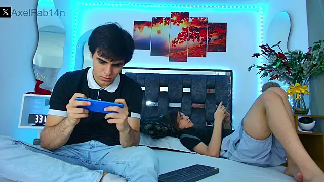 Snapshot of Alex_and_Fabian chatting on January 2025 10:02:01 PM Alex and Fabian online show from January 2025 10:02:01 PM
